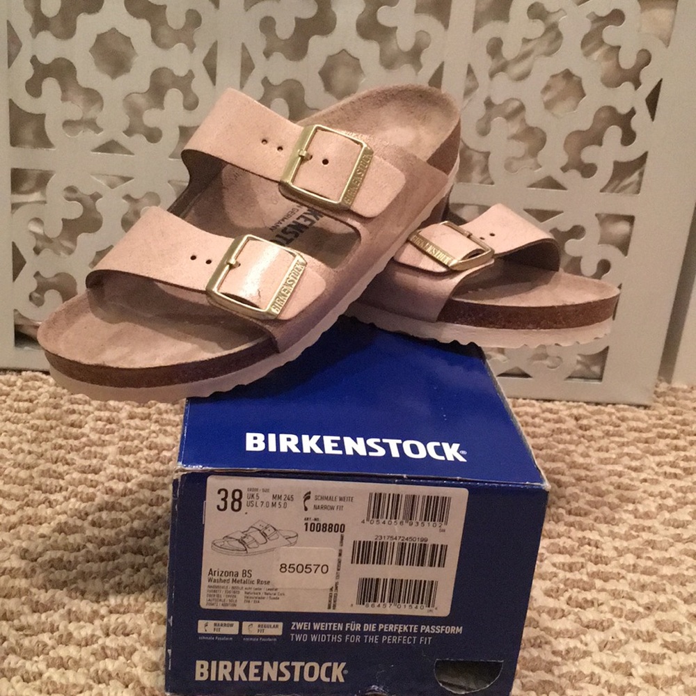 NWT Rose Gold Birkenstocks sz 38 Narrow Fit